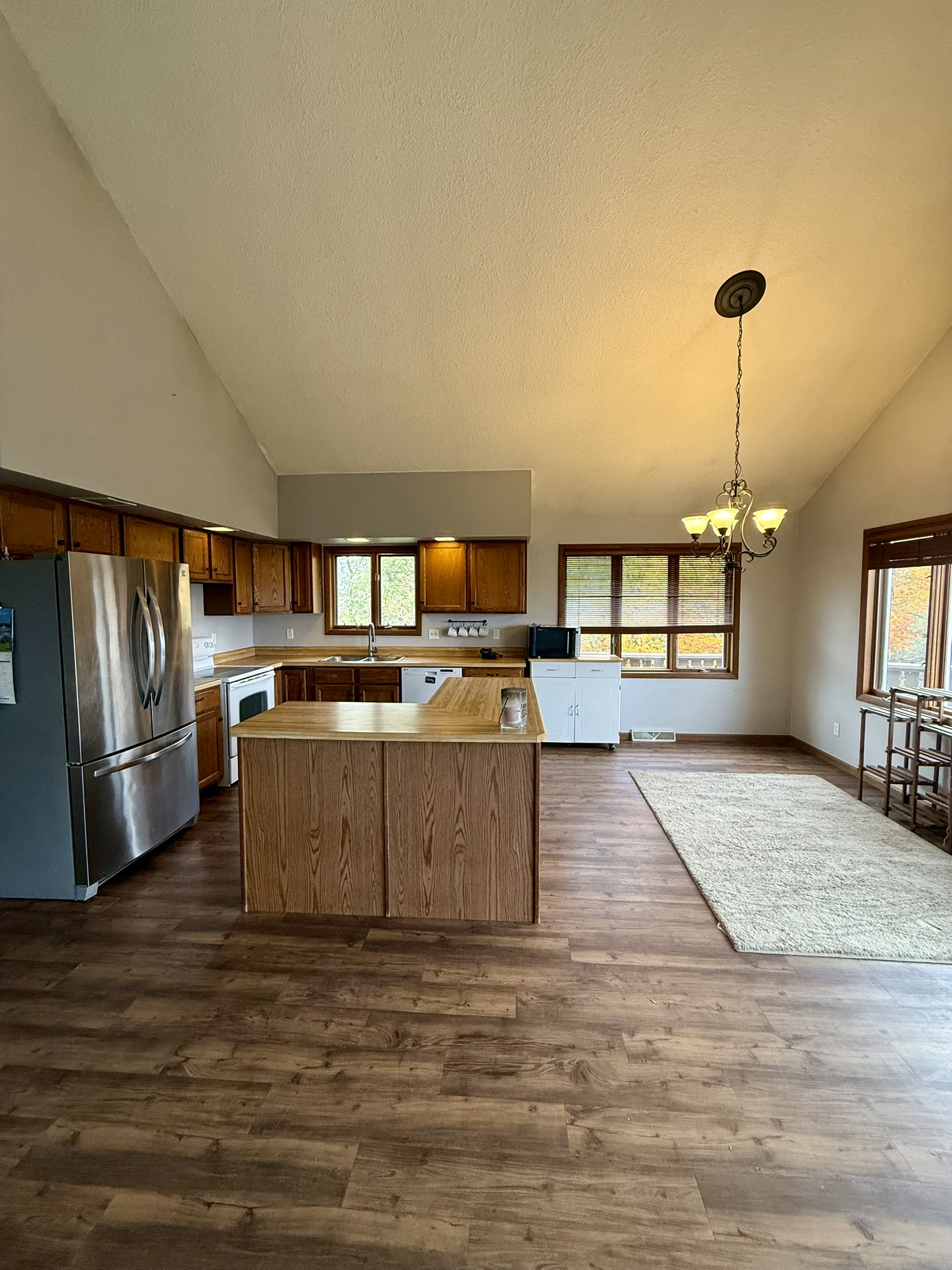 Listing Image #